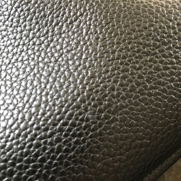 More pics of freshly picked diaper bag - Picture 4 of 8